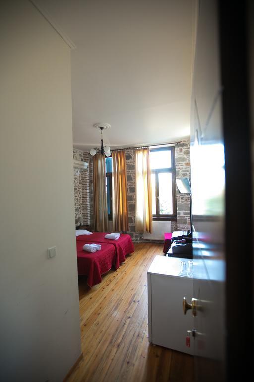 Olympias Boutique Hotel Mytilíni Zewnętrze zdjęcie